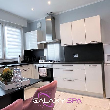 Galaxy Spa - Suite Venus Jacuzzi Et Sauna Privatif Champigneulles Екстер'єр фото