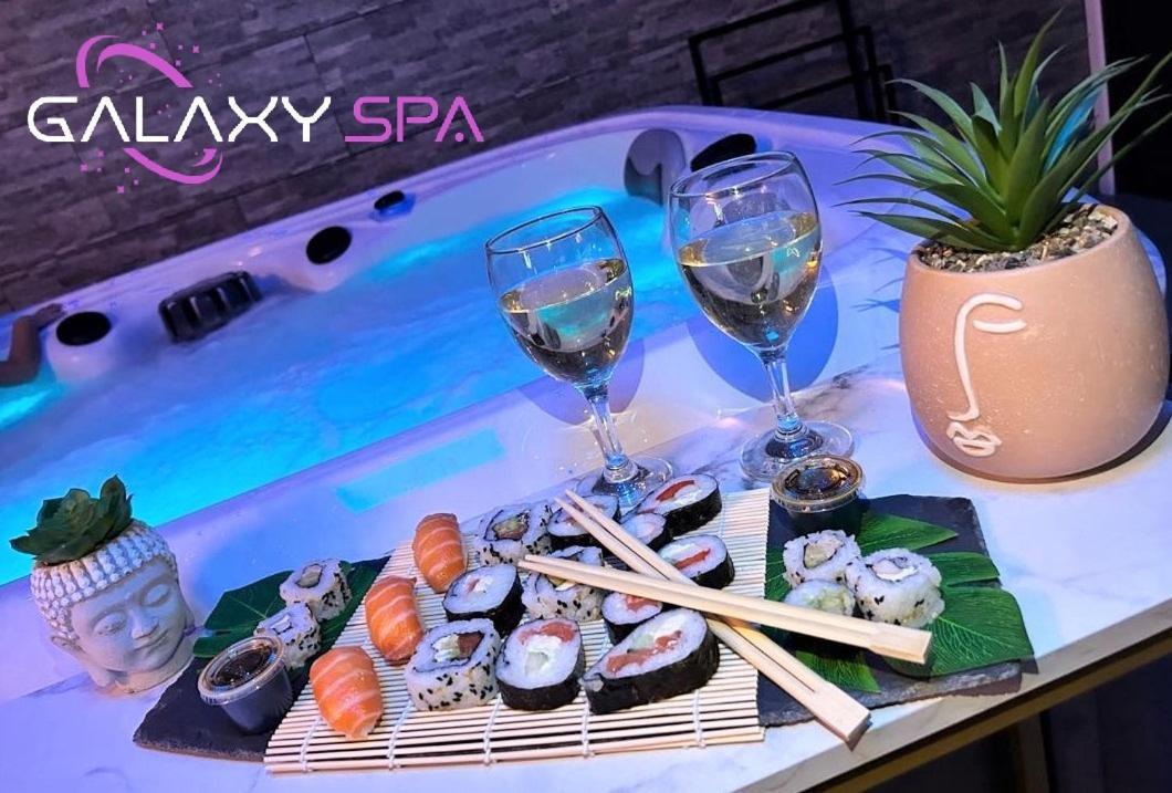 Galaxy Spa - Suite Venus Jacuzzi Et Sauna Privatif Champigneulles Екстер'єр фото
