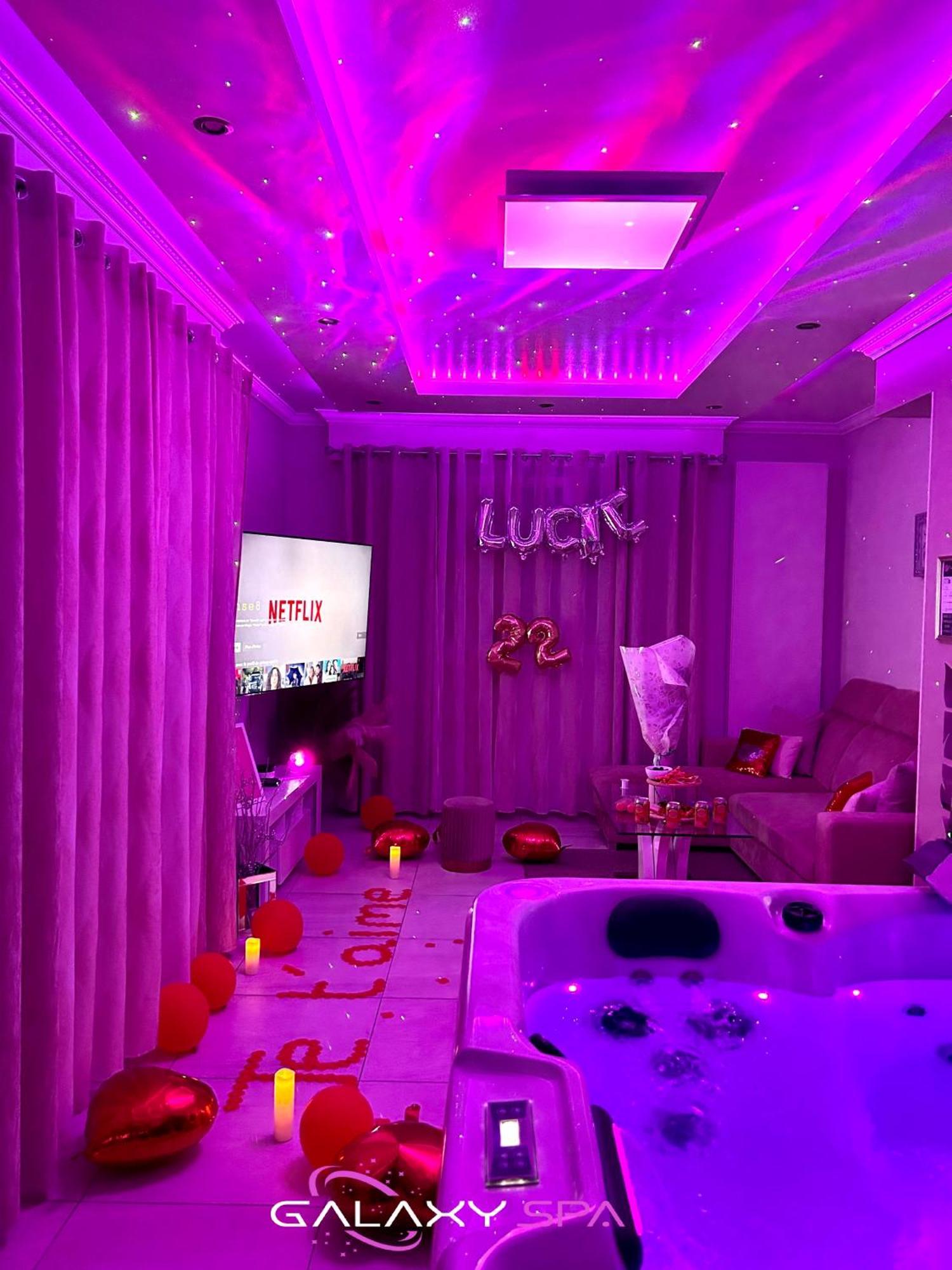 Galaxy Spa - Suite Venus Jacuzzi Et Sauna Privatif Champigneulles Екстер'єр фото