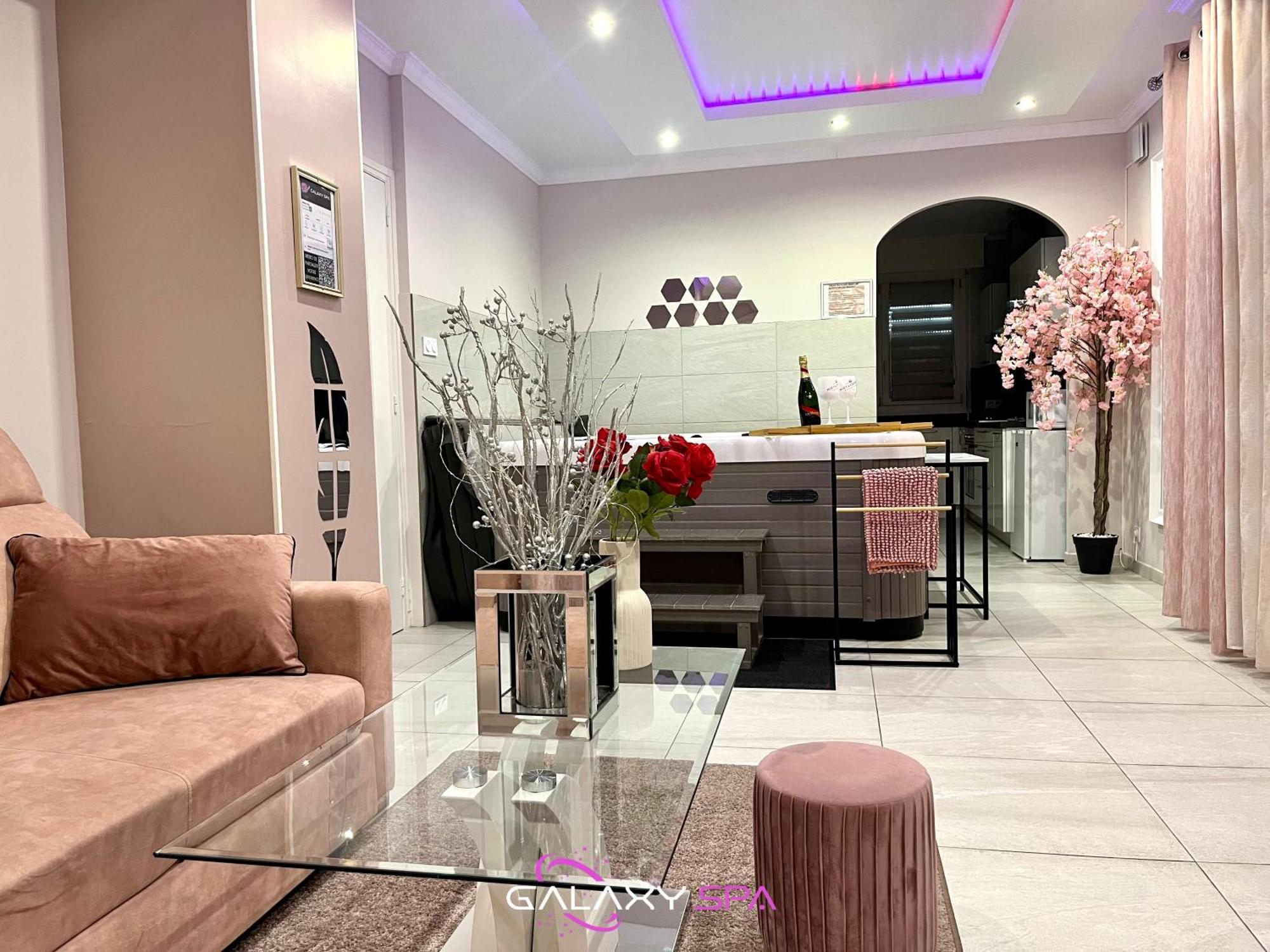 Galaxy Spa - Suite Venus Jacuzzi Et Sauna Privatif Champigneulles Екстер'єр фото