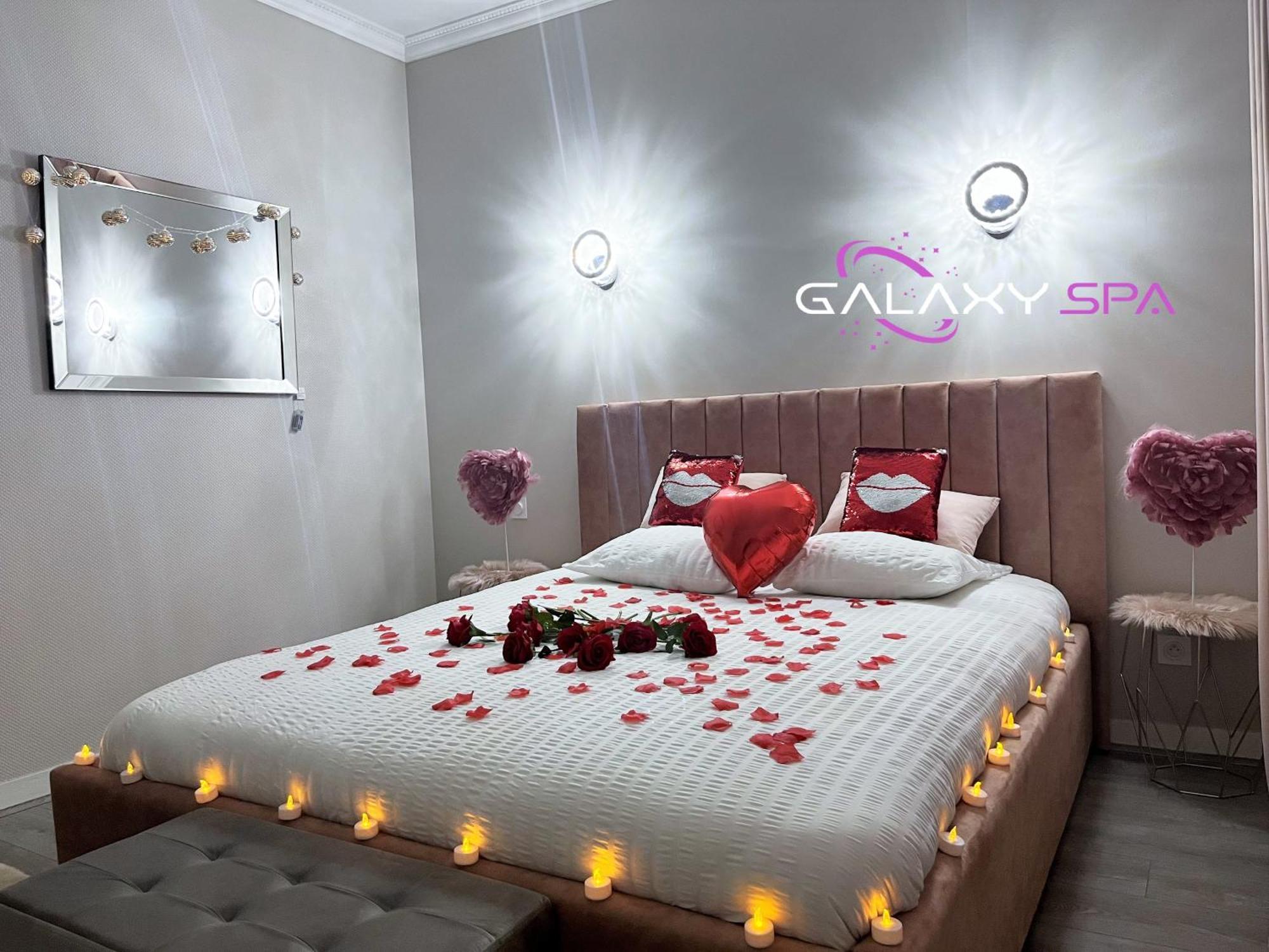 Galaxy Spa - Suite Venus Jacuzzi Et Sauna Privatif Champigneulles Екстер'єр фото